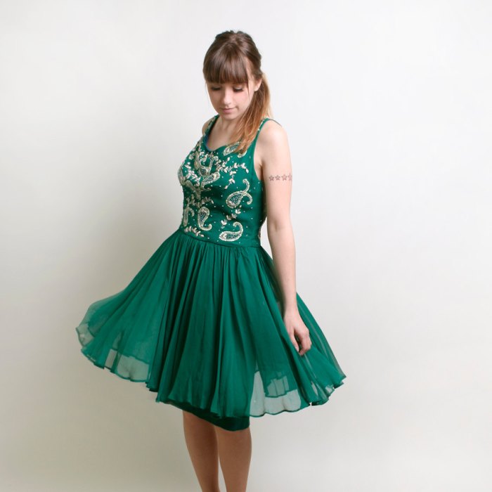 Emerald green cocktail dress for wedding