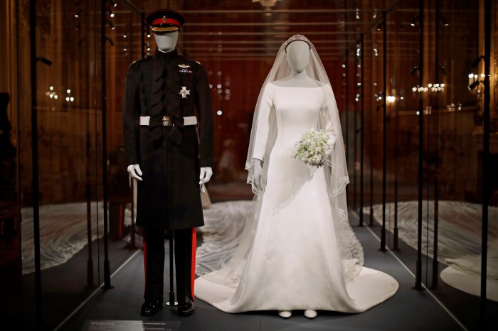 Givenchy meghan markle wedding dress