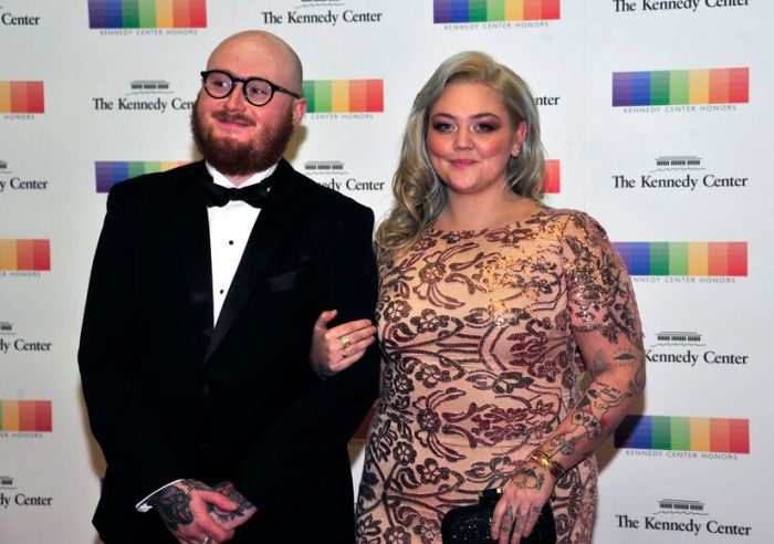 Elle king wedding dress